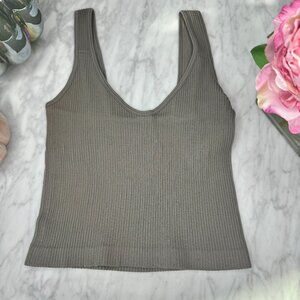 Ribbed Seamless Tank Top